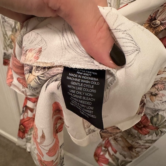 Worthington Floral Button-Down Shirt - Picture 4 of 4